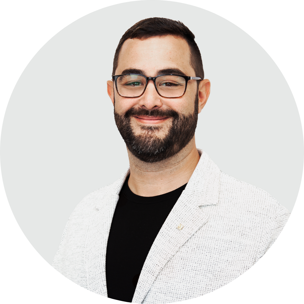 Head-shots-circle.png Head-shots-circle.png